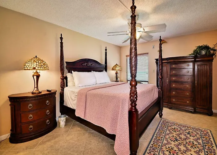 440 West 607n 6th Floor 440 West With Stunning Water View. 23148